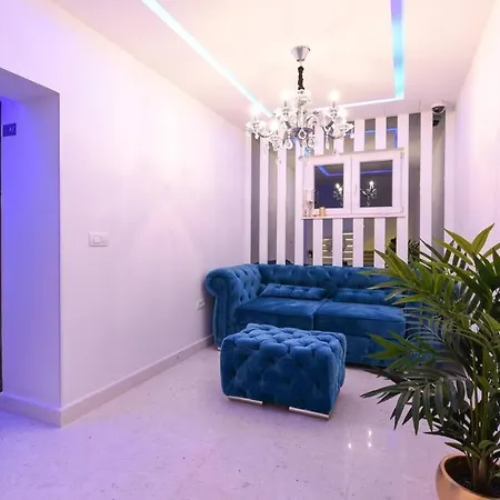 Unique Xxl With Pool And Roof Terrace Вилла